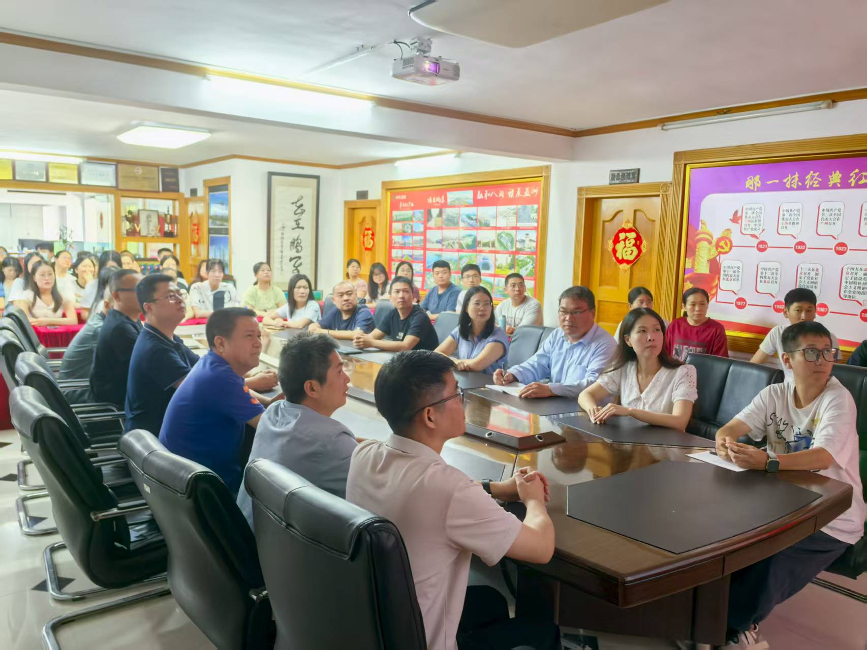 1756972977.jpg 总部5.jpg